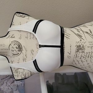 Victoria's secret sports bra